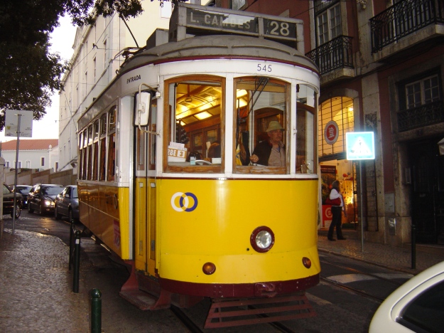 Lisbon_tram