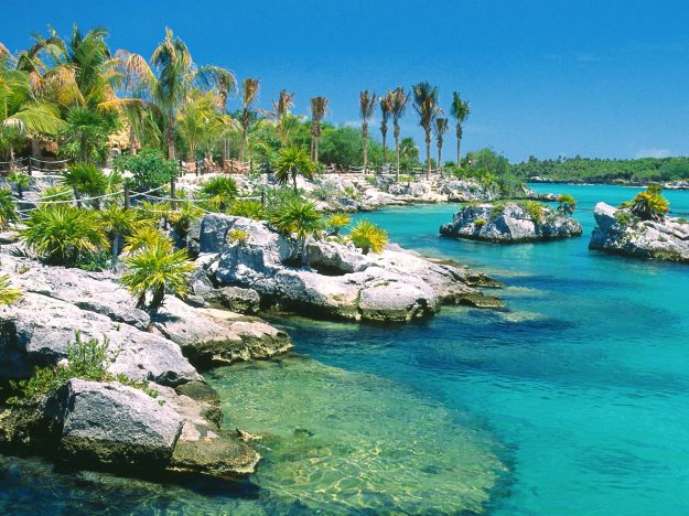 Xel-Ha-Marine-Park-Cancun-Mexico-1-1600x1200